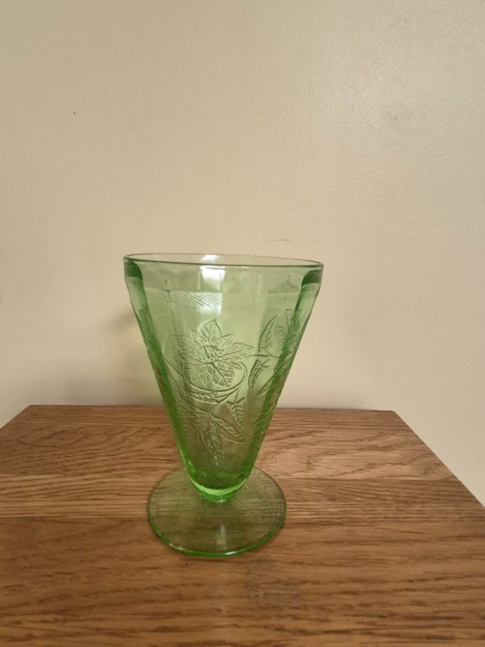 Green Depression Tumbler-Poinsettia Pattern
